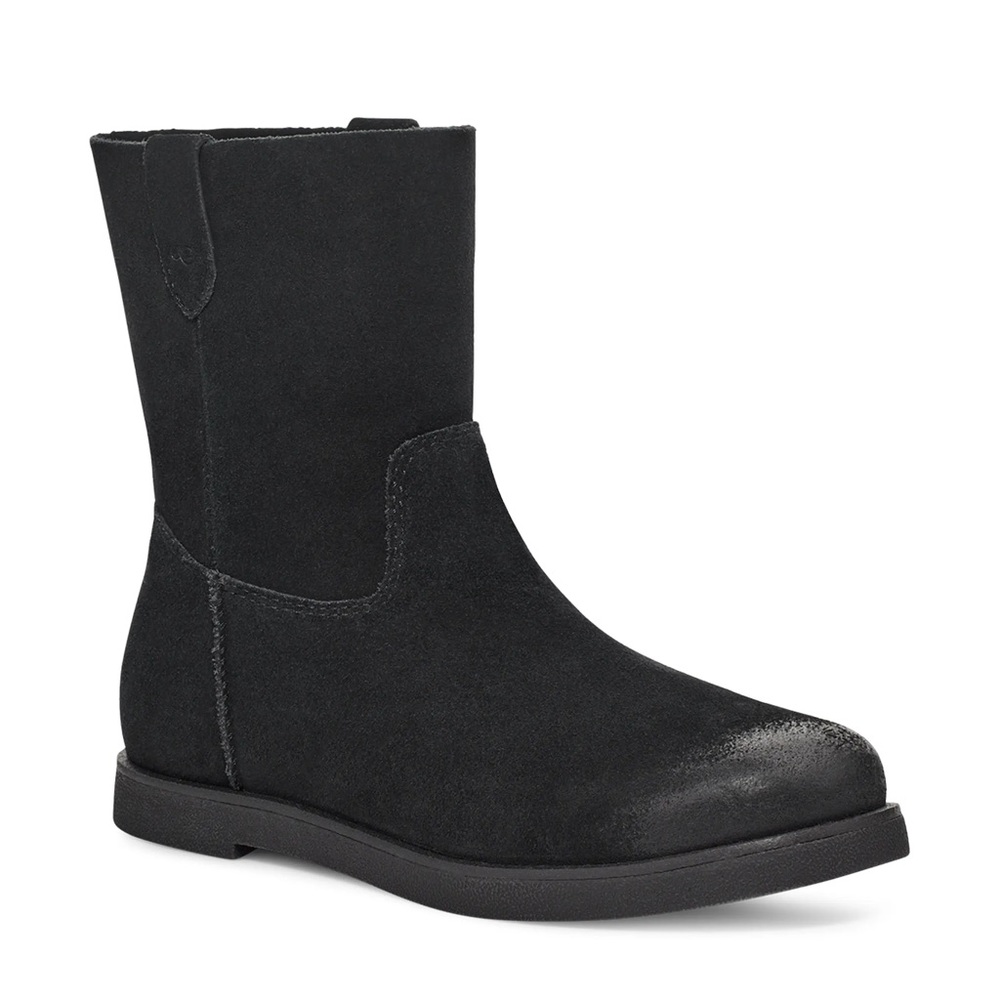 UGG® Josefene Short Boot (Women)
BLACK, Size 7 NEW